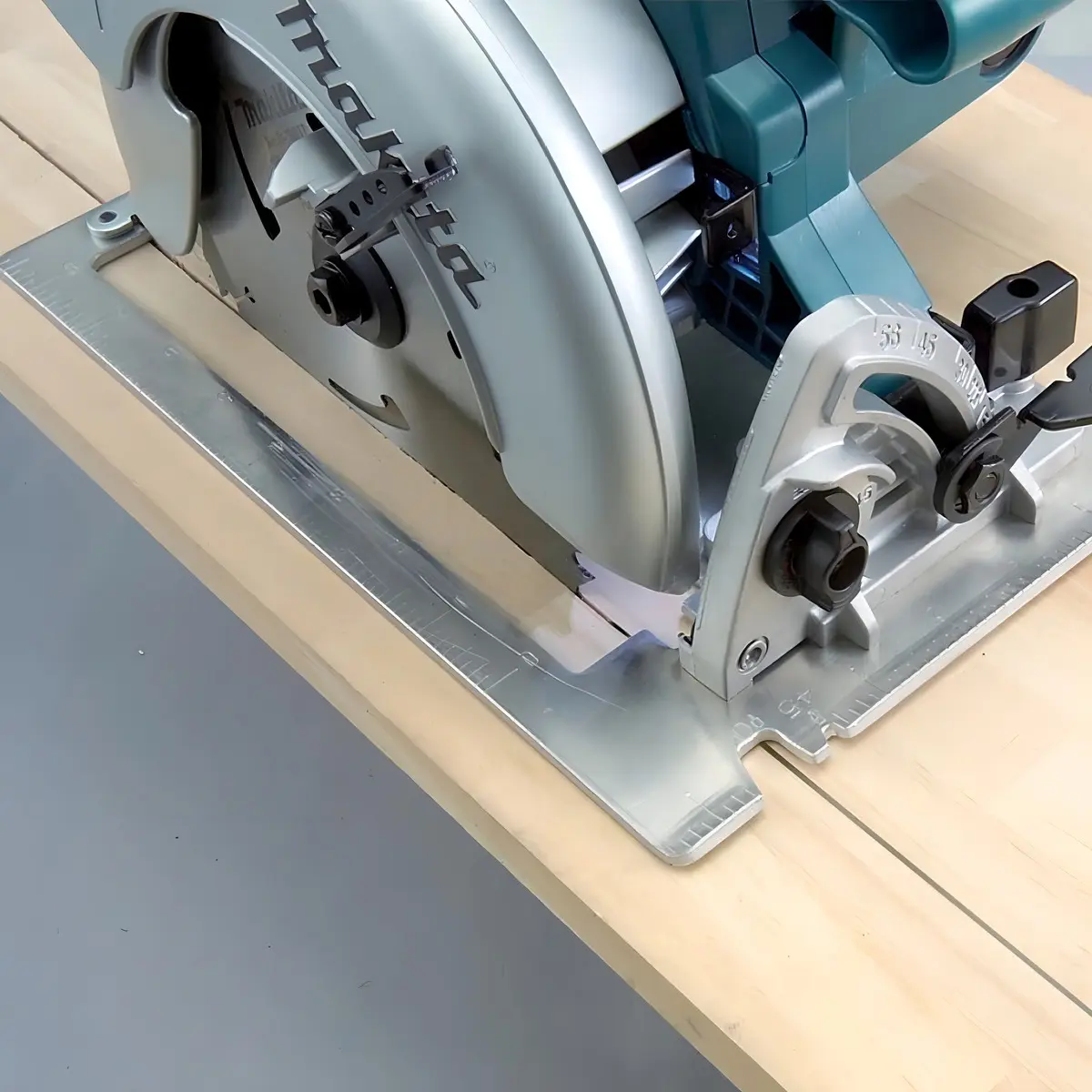 Serra Circular 7.1/4 1800w 5007n Makita Azul-turquesa - Imagem 3
